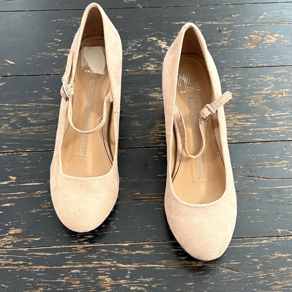 New Directions Tan Mary Jane Heels
